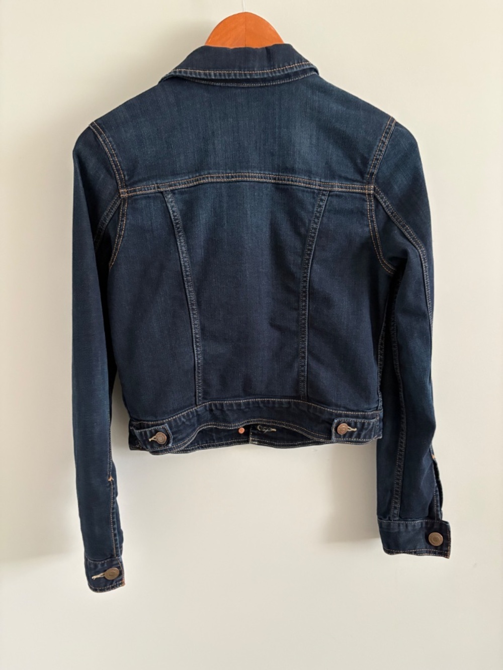 Jean jacket - Picture 2 of 9